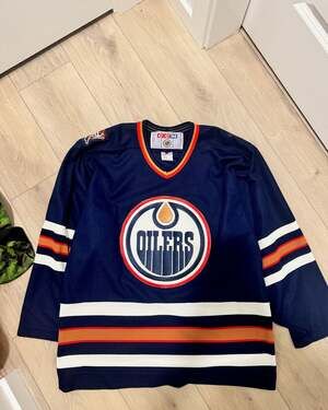 Vintage CCM Edmonton Oilers Navy Blue NHL Hockey Jersey Made in Canada